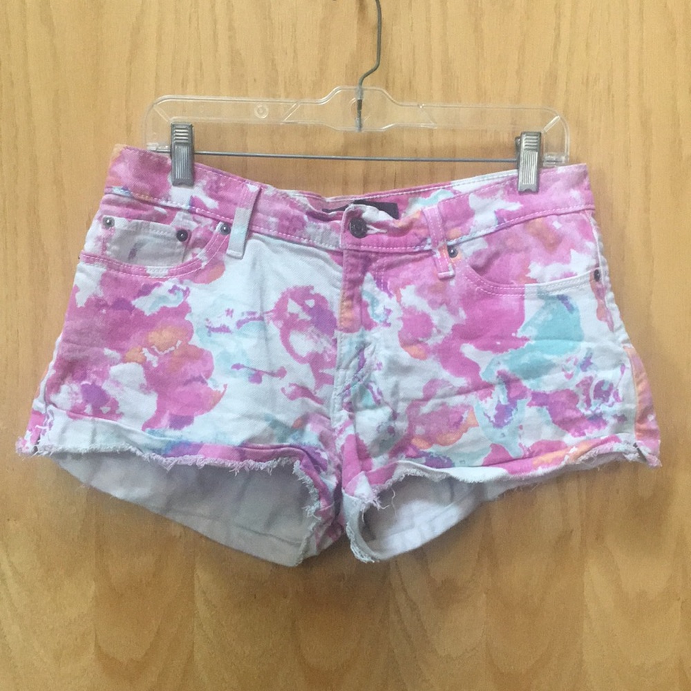 Levi’s Watercolor Jean Shorts
